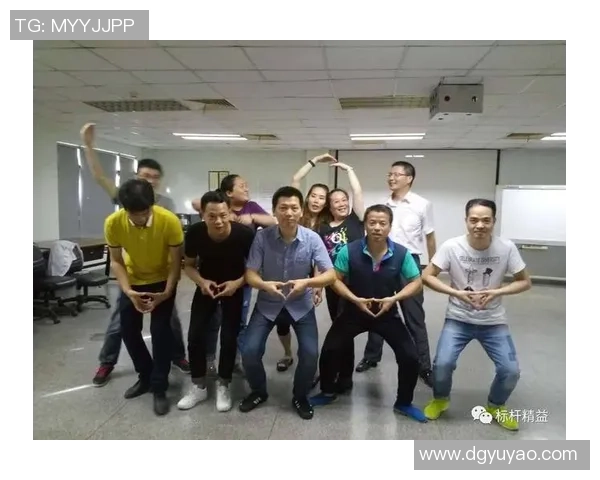 杭州足球队团队协作的成功秘诀与战术分析探讨