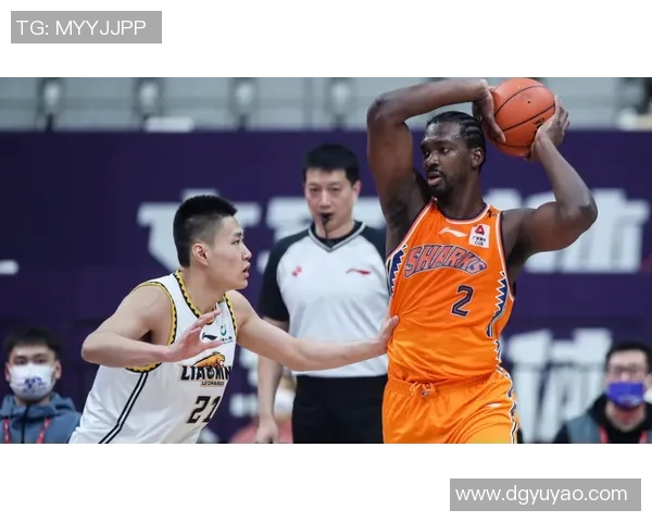 广州羽毛球队以80分稳居冠军赛积分榜首位展现强劲实力